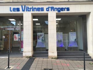 facade vitrines